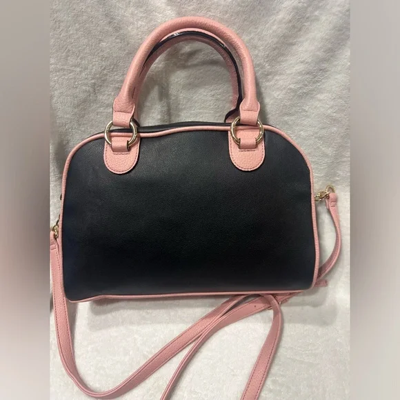 Juicy Couture Urban Heritage Bowler Bag – Pink & Black Logo Satchel NWT - Picture 7 of 9